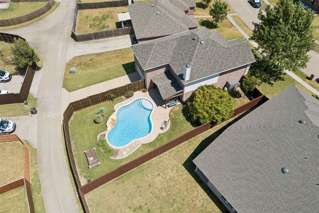 2903 Meadow Bluff Drive, Wylie, TX 75098