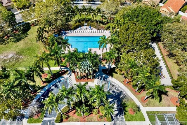 1498 Barcelona Way 3-21, Weston, FL 33327