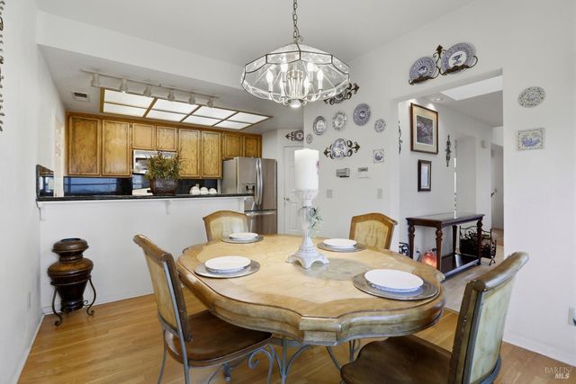 46 Mariners Cir, San Rafael, CA 94903