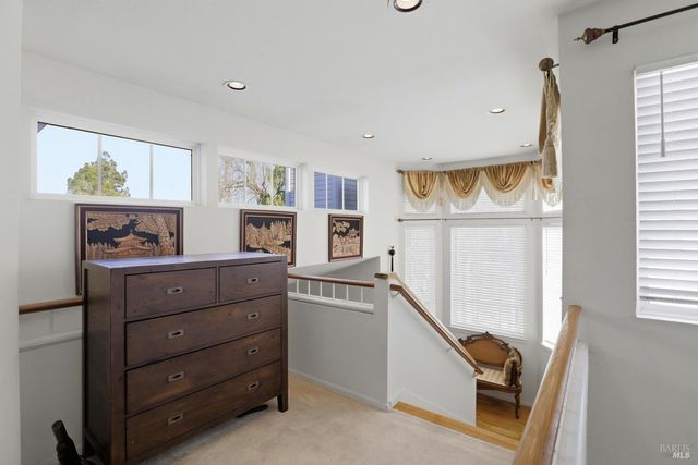 46 Mariners Cir, San Rafael, CA 94903