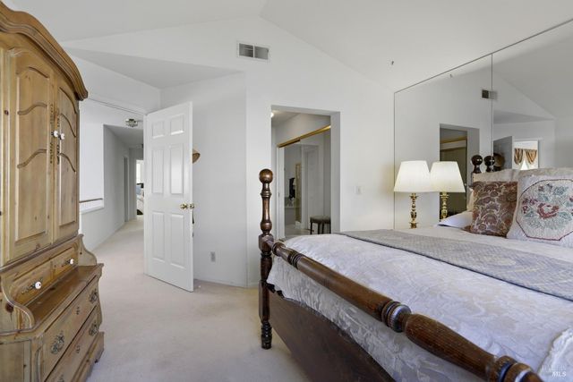 46 Mariners Cir, San Rafael, CA 94903