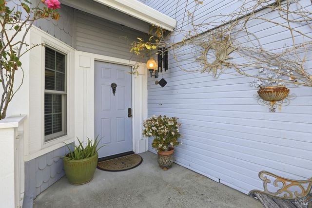 46 Mariners Cir, San Rafael, CA 94903