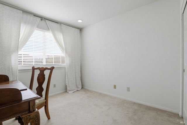 46 Mariners Cir, San Rafael, CA 94903