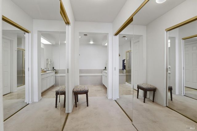 46 Mariners Cir, San Rafael, CA 94903