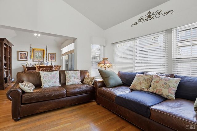 46 Mariners Cir, San Rafael, CA 94903