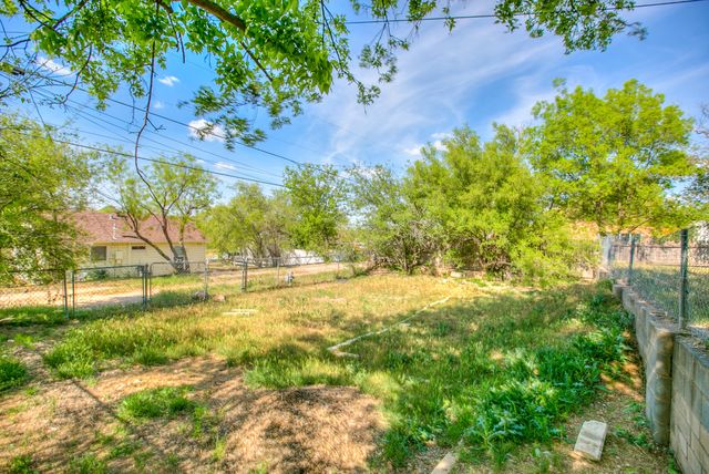 1912 Webster Street, San Angelo, TX 76901