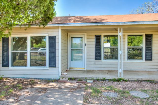 1912 Webster Street, San Angelo, TX 76901