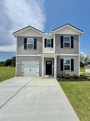 520 Cloudland Dr, Portland, TN 37148