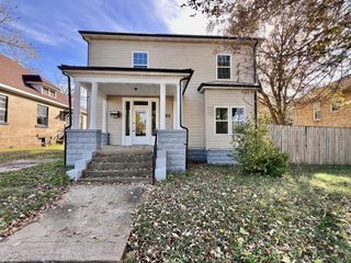 501 Wood St, W, Paris, TN 38242