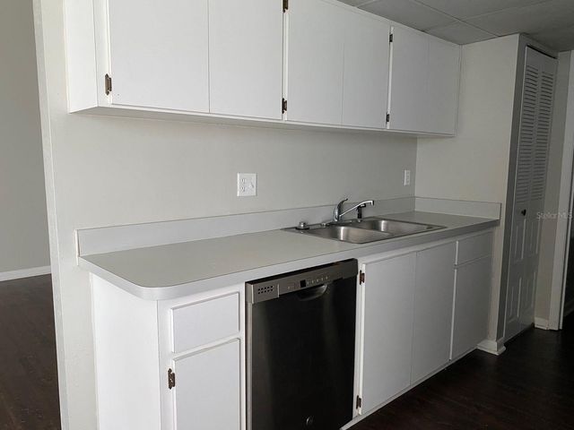 2858 SW 39TH AVENUE, Gainesville, FL 32608