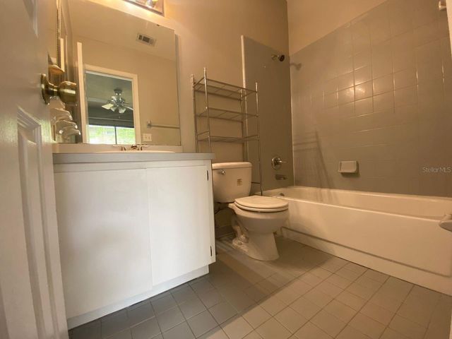 2858 SW 39TH AVENUE, Gainesville, FL 32608