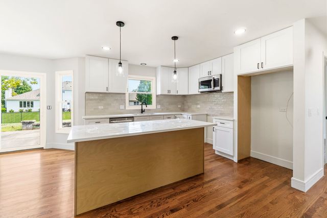 13307 Millbank Drive, Plainfield, IL 60585