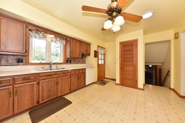 3540 Goetz DRIVE, Brookfield, WI 53005