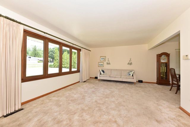 3540 Goetz DRIVE, Brookfield, WI 53005