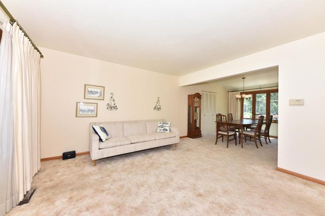 3540 Goetz DRIVE, Brookfield, WI 53005