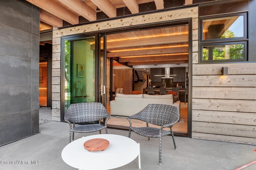 810 E Lakeside Ave, Coeur d'Alene, ID 83814 photo 10