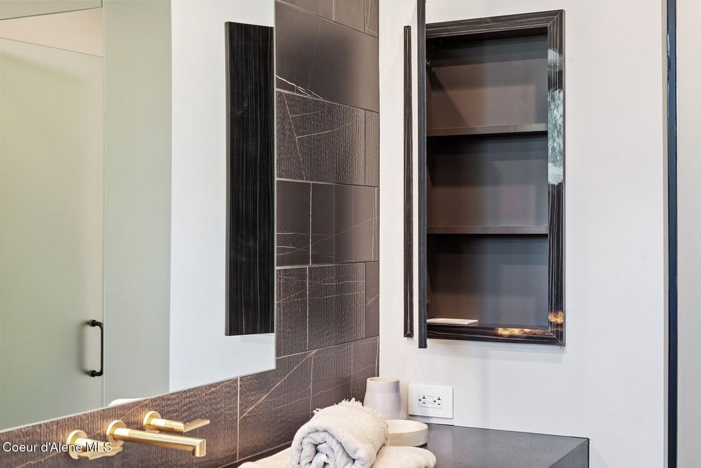 810 E Lakeside Ave, Coeur d'Alene, ID 83814 photo 43