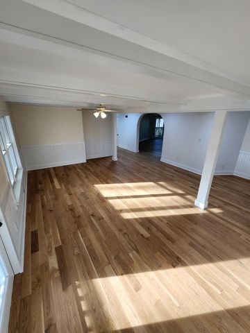 440 Deer Creek Rd, Linden, TN 37096