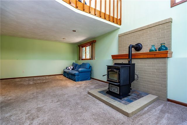 173 Whaley Hollow Road, Coventry, RI 02891
