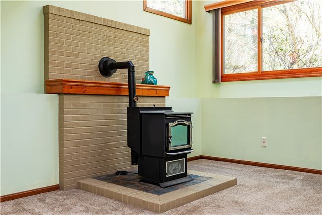 173 Whaley Hollow Road, Coventry, RI 02891