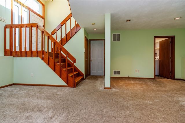173 Whaley Hollow Road, Coventry, RI 02891