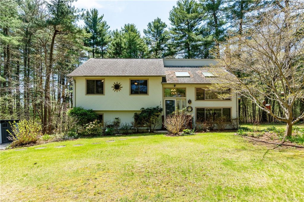 173 Whaley Hollow Road, Coventry, RI 02891