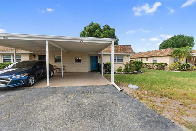 676 PARK CIRCLE, Bradenton, FL 34207