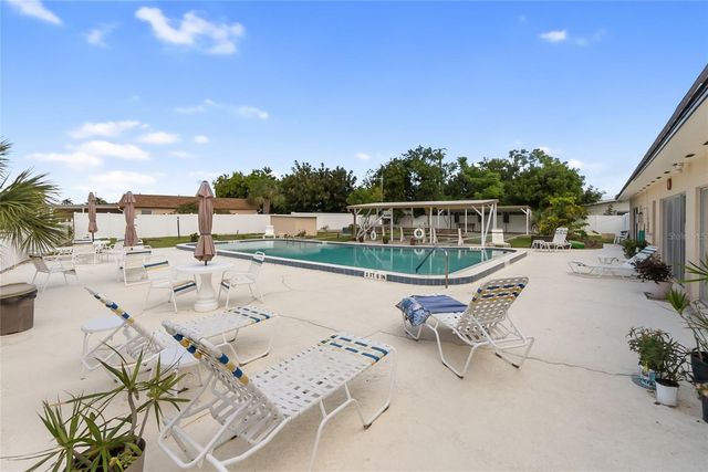 676 PARK CIRCLE, Bradenton, FL 34207