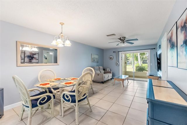 676 PARK CIRCLE, Bradenton, FL 34207