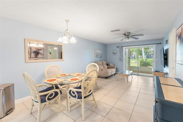 676 PARK CIRCLE, Bradenton, FL 34207