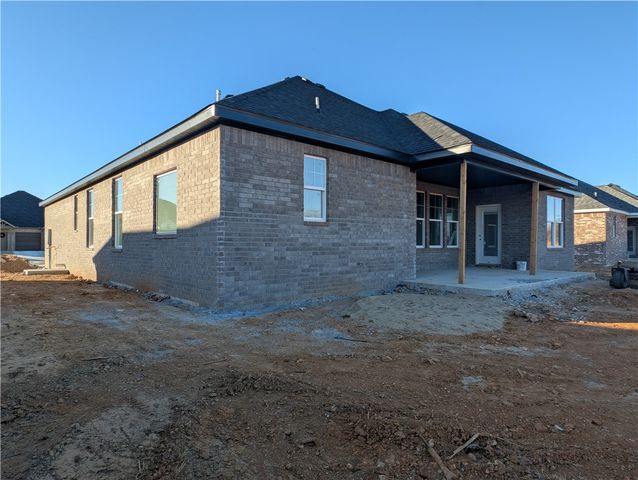 4867 Farmhouse Street, Tontitown, AR 72762