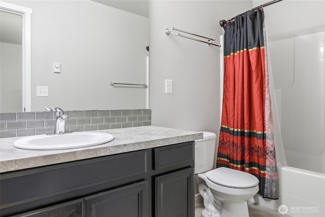 9521 57th Drive NE, Marysville, WA 98270