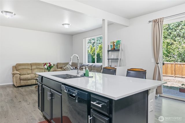 9521 57th Drive NE, Marysville, WA 98270