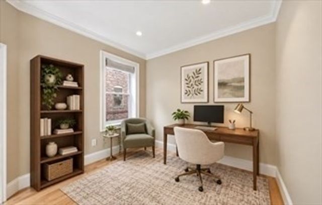 53 Garden 4, Boston, MA 02114