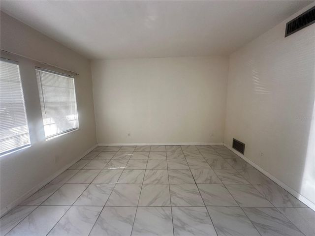 1315 SE SILVER SPRINGS PLACE 4, Ocala, FL 34471