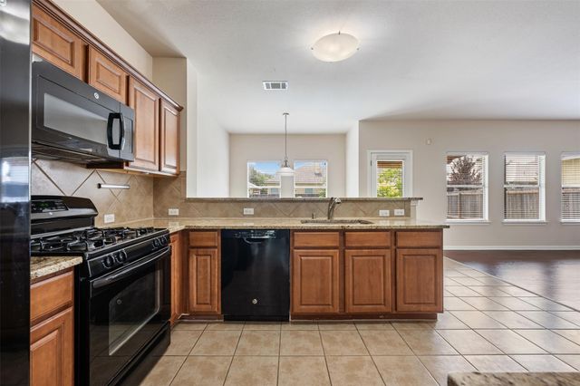 3825 Carbondale Ave, Austin, TX 78744