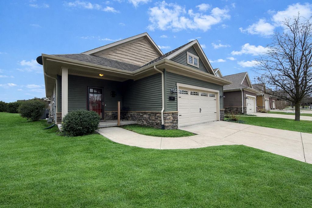 1457 Tewsbury Street, Valparaiso, IN 46385