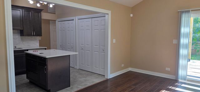 792 Trinity Court, Carol Stream, IL 60188