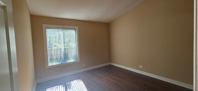 792 Trinity Court, Carol Stream, IL 60188