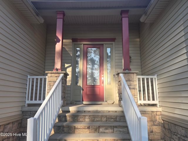 107 Argosy Drive, New Bern, NC 28560