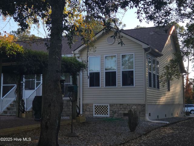 107 Argosy Drive, New Bern, NC 28560