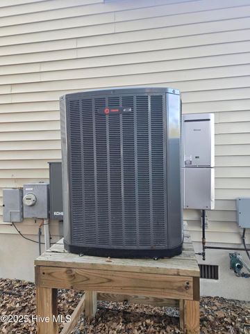 107 Argosy Drive, New Bern, NC 28560