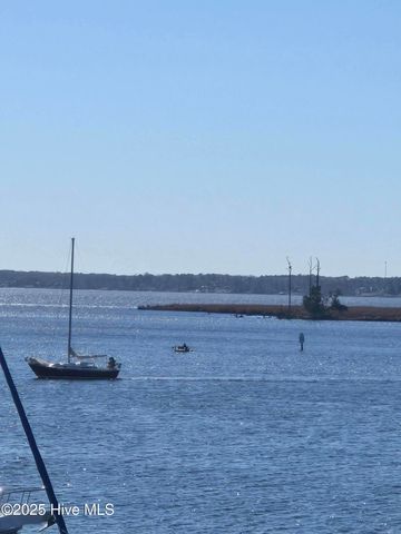 107 Argosy Drive, New Bern, NC 28560