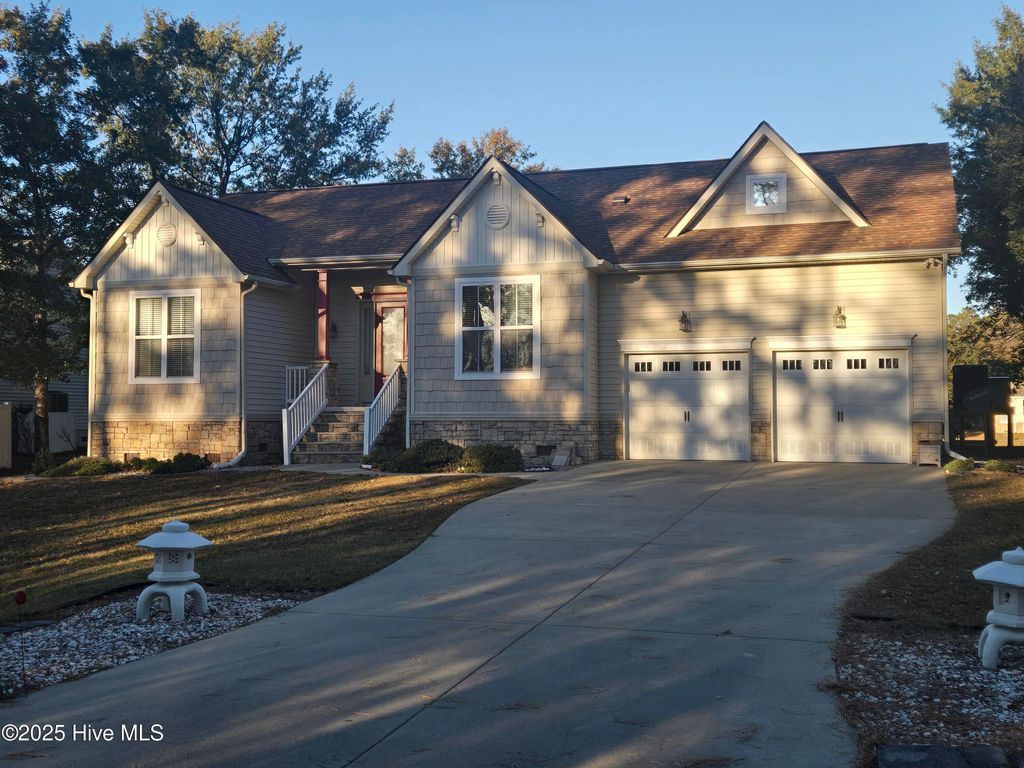 107 Argosy Drive, New Bern, NC 28560