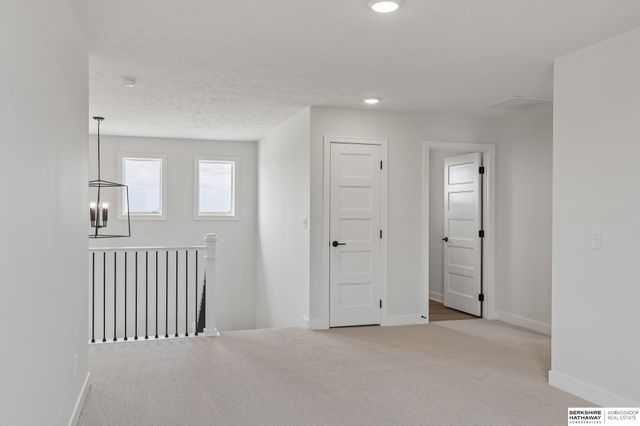 6125 S 215 Circle, Elkhorn, NE 68022