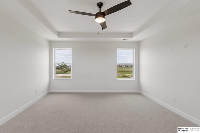 6125 S 215 Circle, Elkhorn, NE 68022