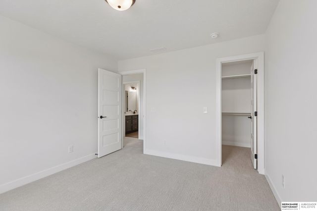6125 S 215 Circle, Elkhorn, NE 68022
