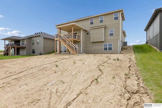 6125 S 215 Circle, Elkhorn, NE 68022