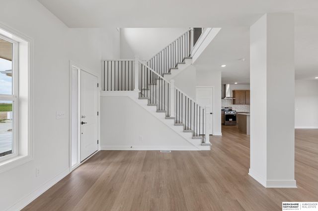 6125 S 215 Circle, Elkhorn, NE 68022