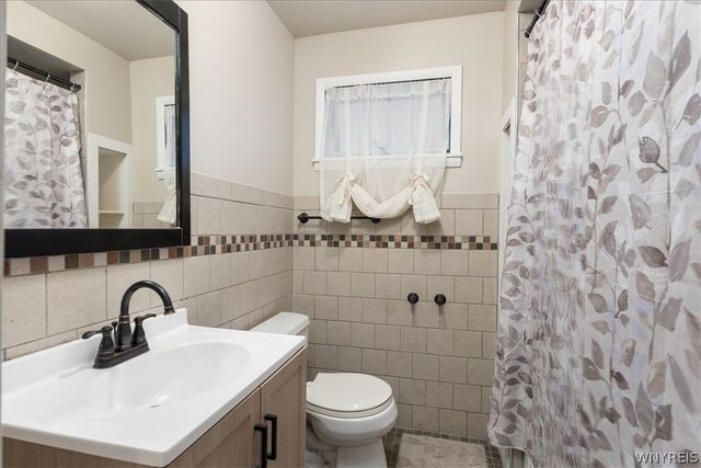 1679 Amherst Street, Buffalo, NY 14214